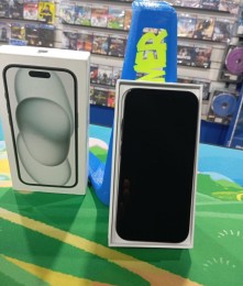 USADO Celular Iphone 15 Negro
