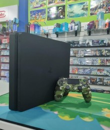 USADA Consola Ps4 Slim 1TB + Joystick Camuflado Verde PS4