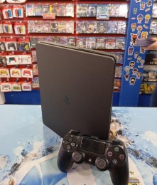 USADA Consola Ps4 Slim 1TB + Joystick PS4