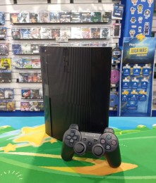 USADA Consola PS3 Super Slim 500GB + 60 juegos cargados