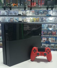 USADA Consola PS4 FAT 1TB + Joystick Rojo Ps4