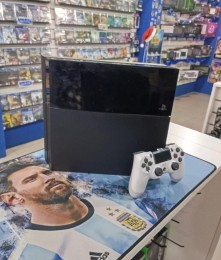 USADA Consola Ps4 Fat 500 GB + Joystick Generico Blanco