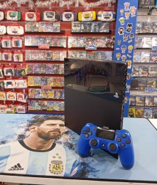 USADA Consola Ps4 Fat 500 GB + Joystick Generico Azul